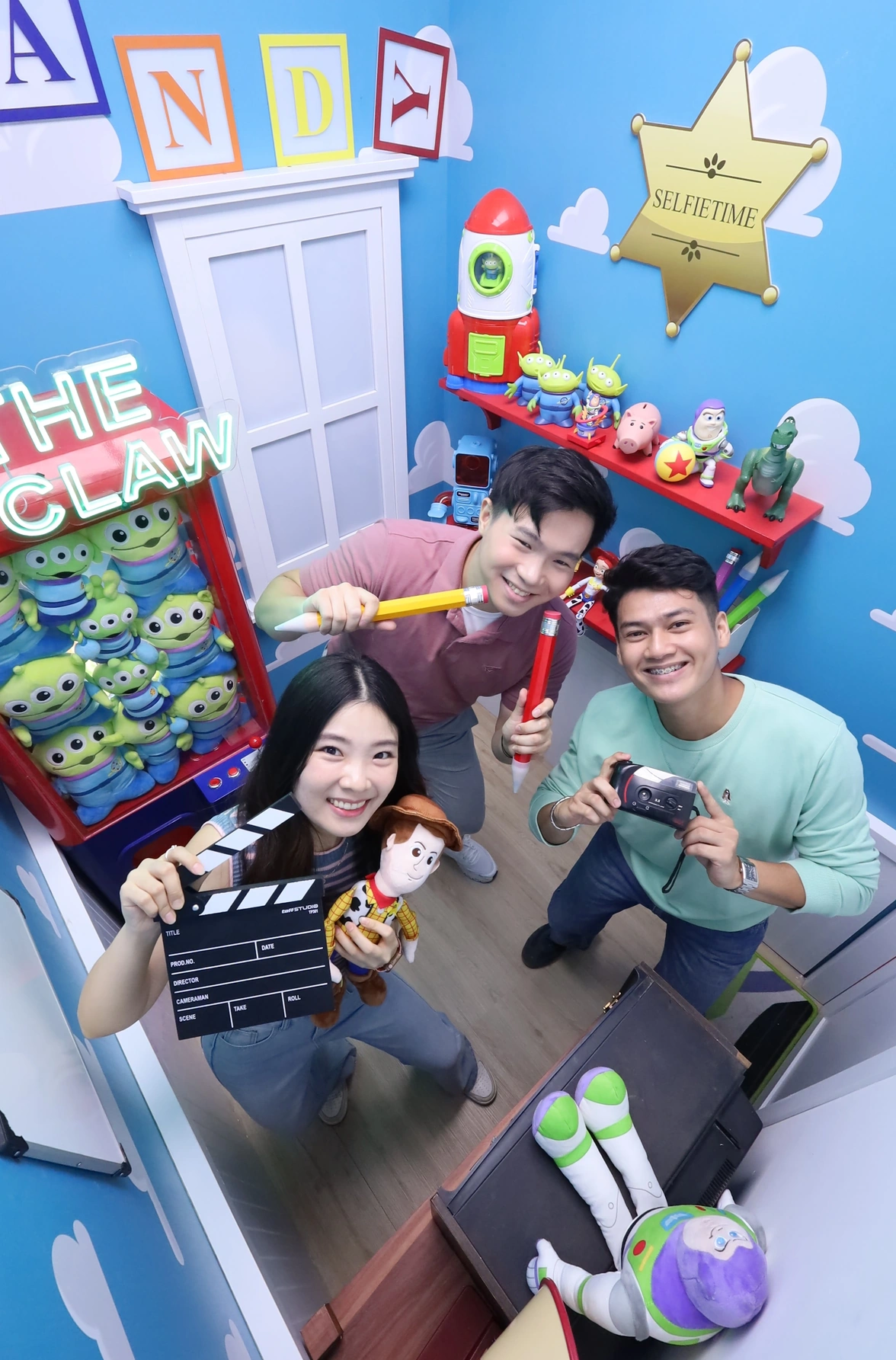 Andy's Room Studio