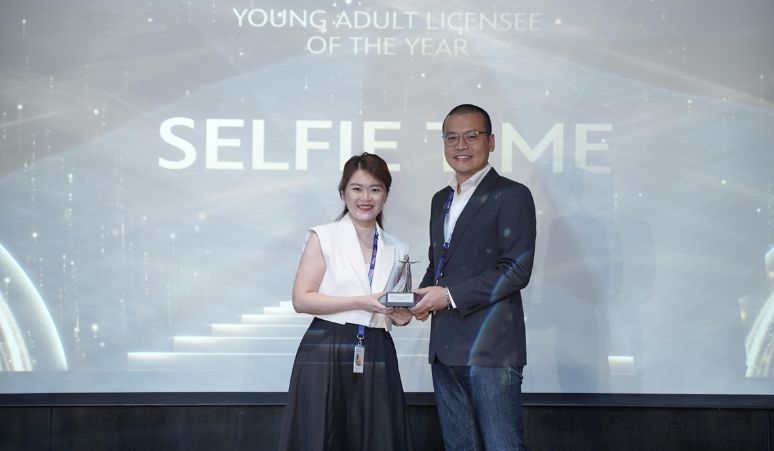 Bikin-Bangga-Selfie-Time-Raih-Penghargaan-Young-Adult-Licensee-of-the-Year-dari-Disney
