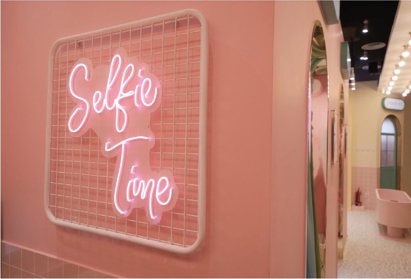 selfie-time-satu-satunya-photo-booth-korea-yang-pertama-di-indonesia