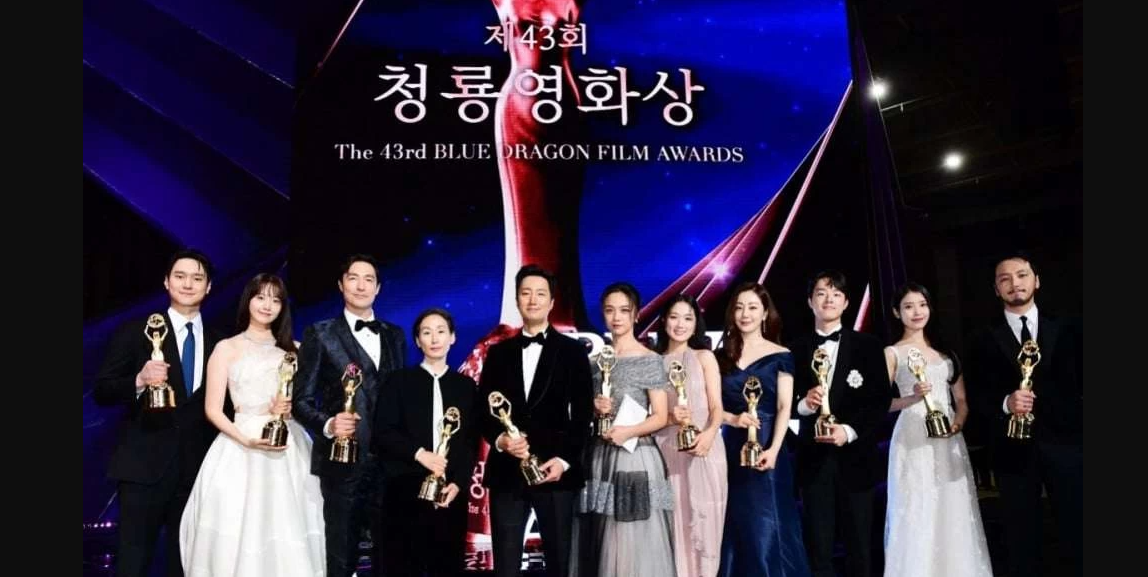 18-Pemenang-Blue-Dragon-Film-Awards-2024-Exhuma-Banyak-Bawa-Pulang-Tropi