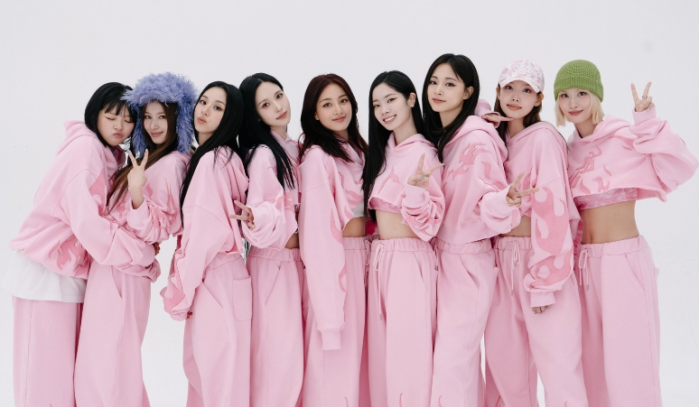 5-Referensi-Lagu-Twice-Yang-Bikin-Mood-Kamu-Naik